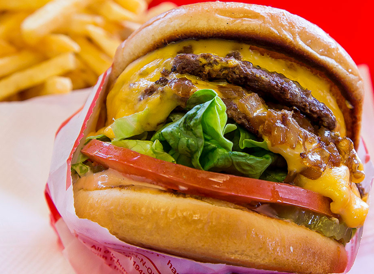 The #1 Burger To Order at Major Fast-Food Chains, According to Chefs