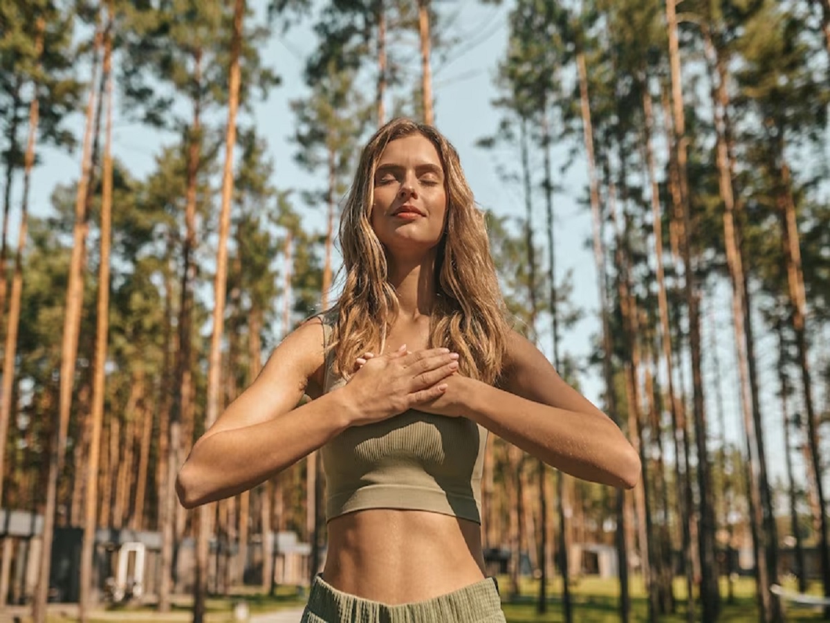 Three Simple Yoga Asanas Everyone Can Do For Heart Health