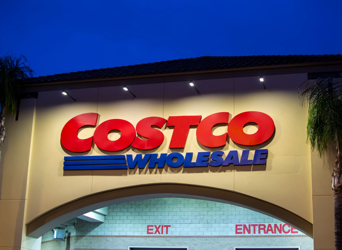 4 Rules You Should Always Follow at Costco—Or Else