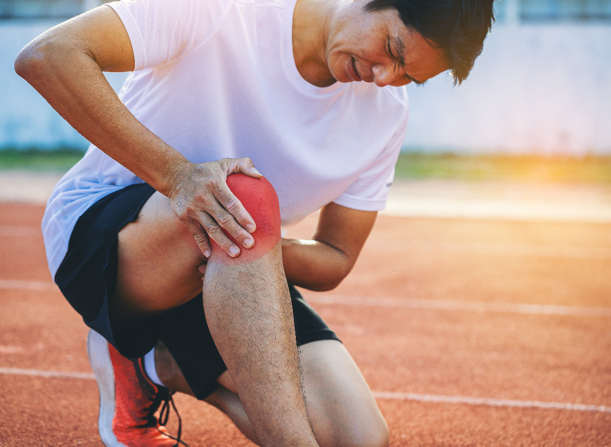 5 Daily Habits That Are Destroying Your Knees