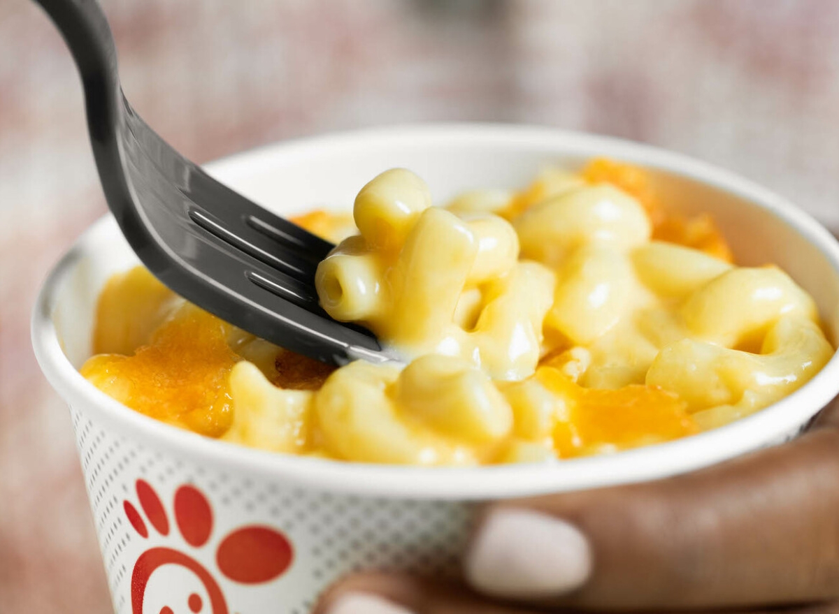6 Unhealthiest Fast-Food Mac & Cheese Dishes