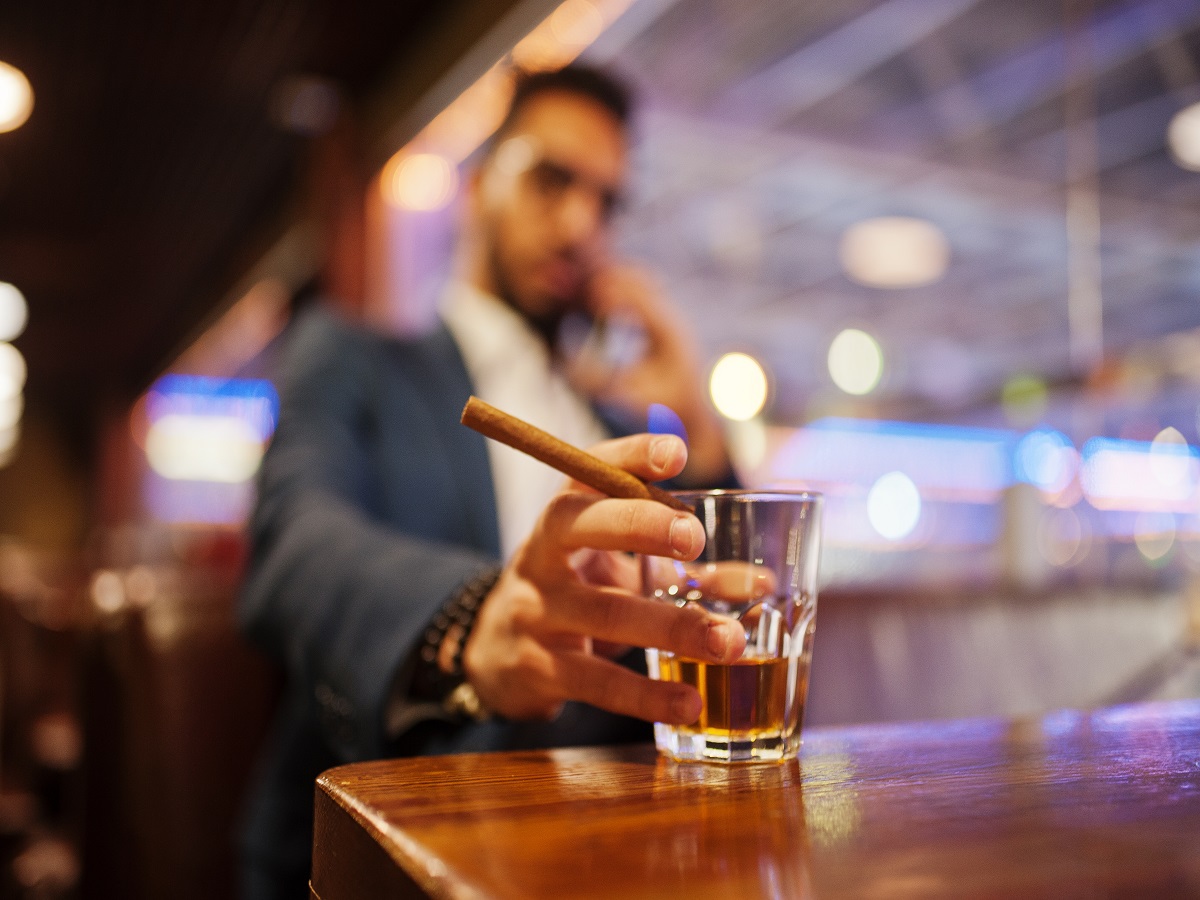 Alcoholism And Binge Drinking: Understand The Difference