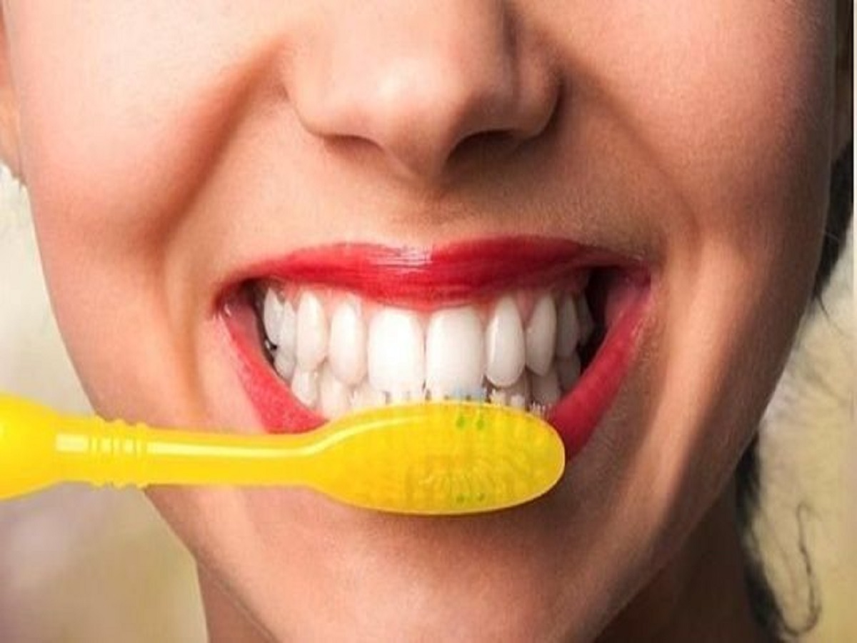 Brushing Teeth Before Bedtime: Does Avoiding This Raise Cardiovascular Disease Risk?