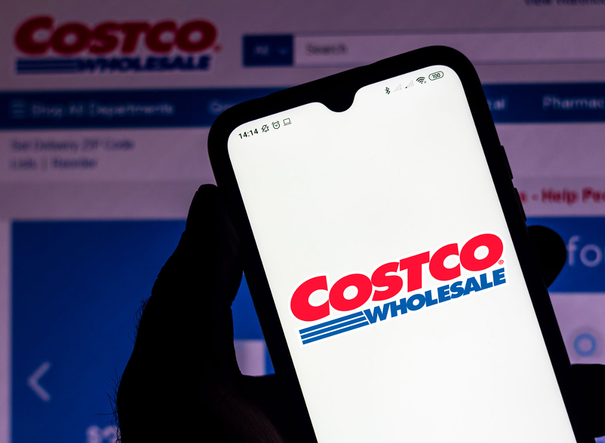 Costco & Trader Joe's Refuse to Modernize—and It's Keeping You Shopping