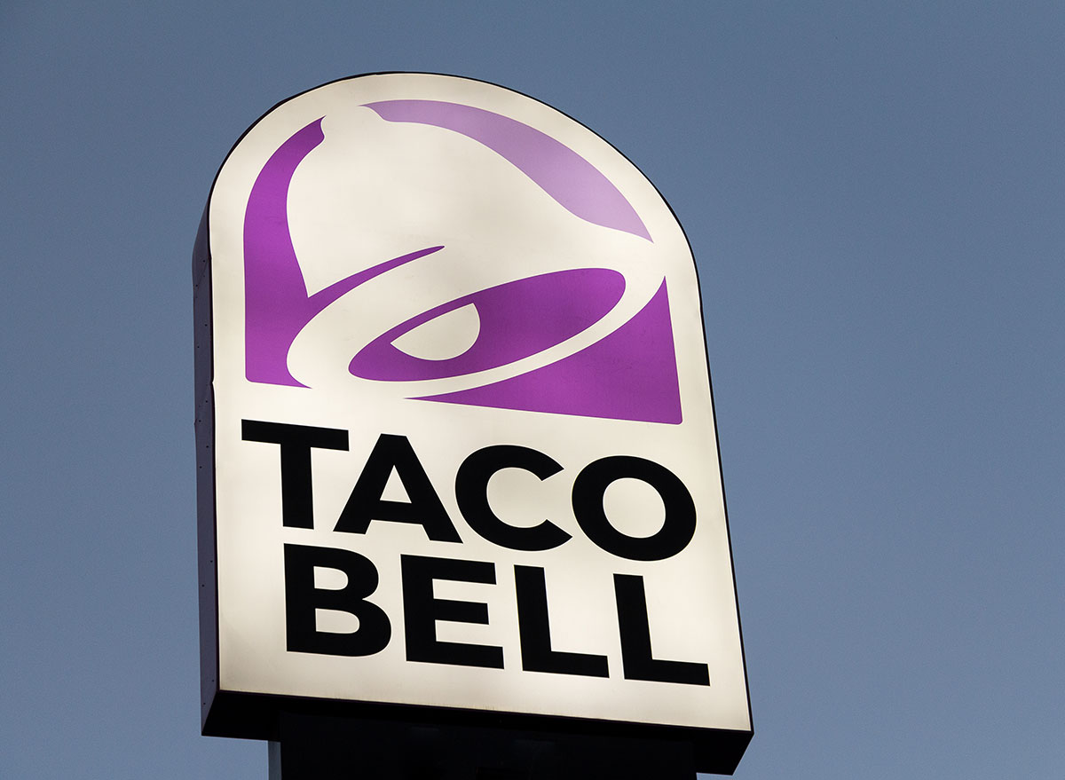 5 Best Items On the Taco Bell Menu Right Now, According to Customers