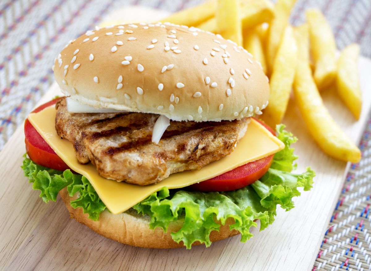 8 Healthiest Fast-Food Chicken Sandwiches, According to an RD