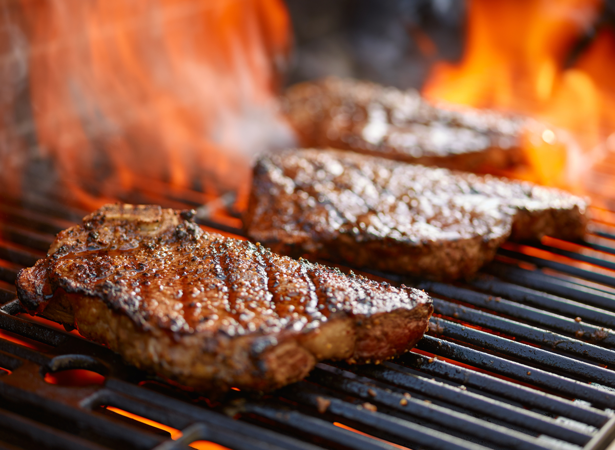 7 Restaurant Chains That Serve the Best Steaks