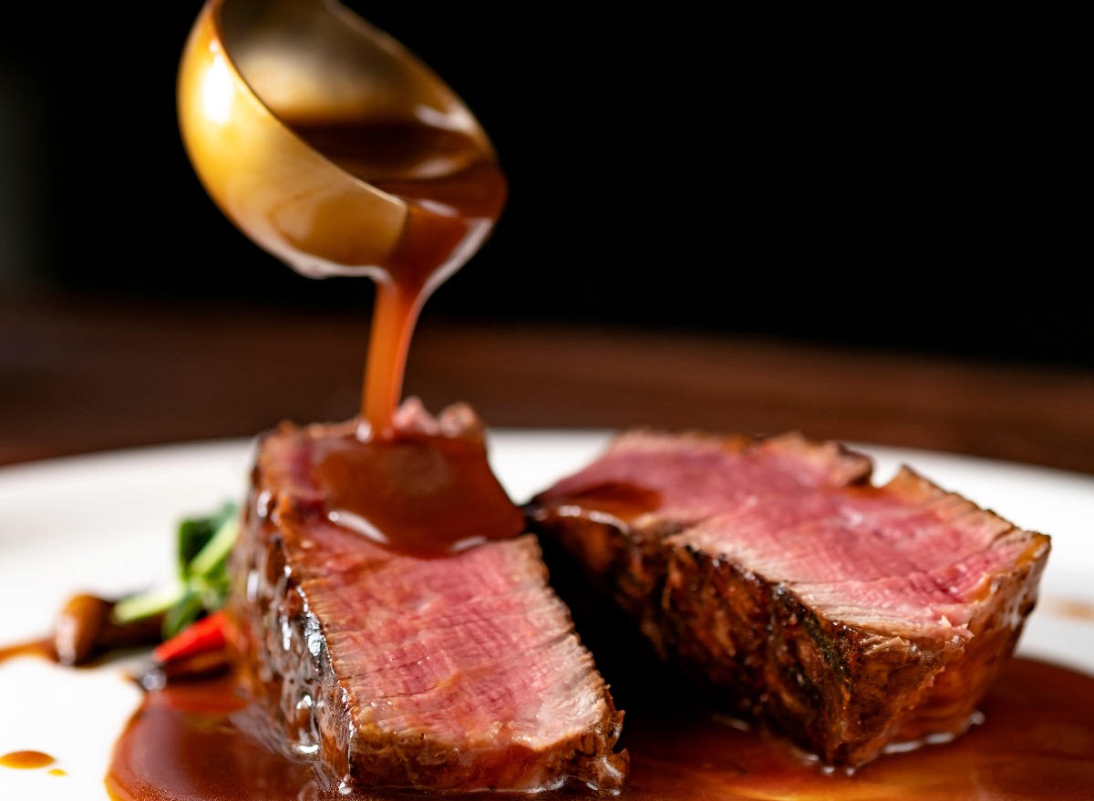 8 Best & Worst Steak Sauces, According to Dietitians