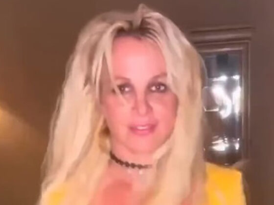 Britney Spears looks date-ready in yellow mini-dress after fans beg singer to date Pete Davidson after divorce