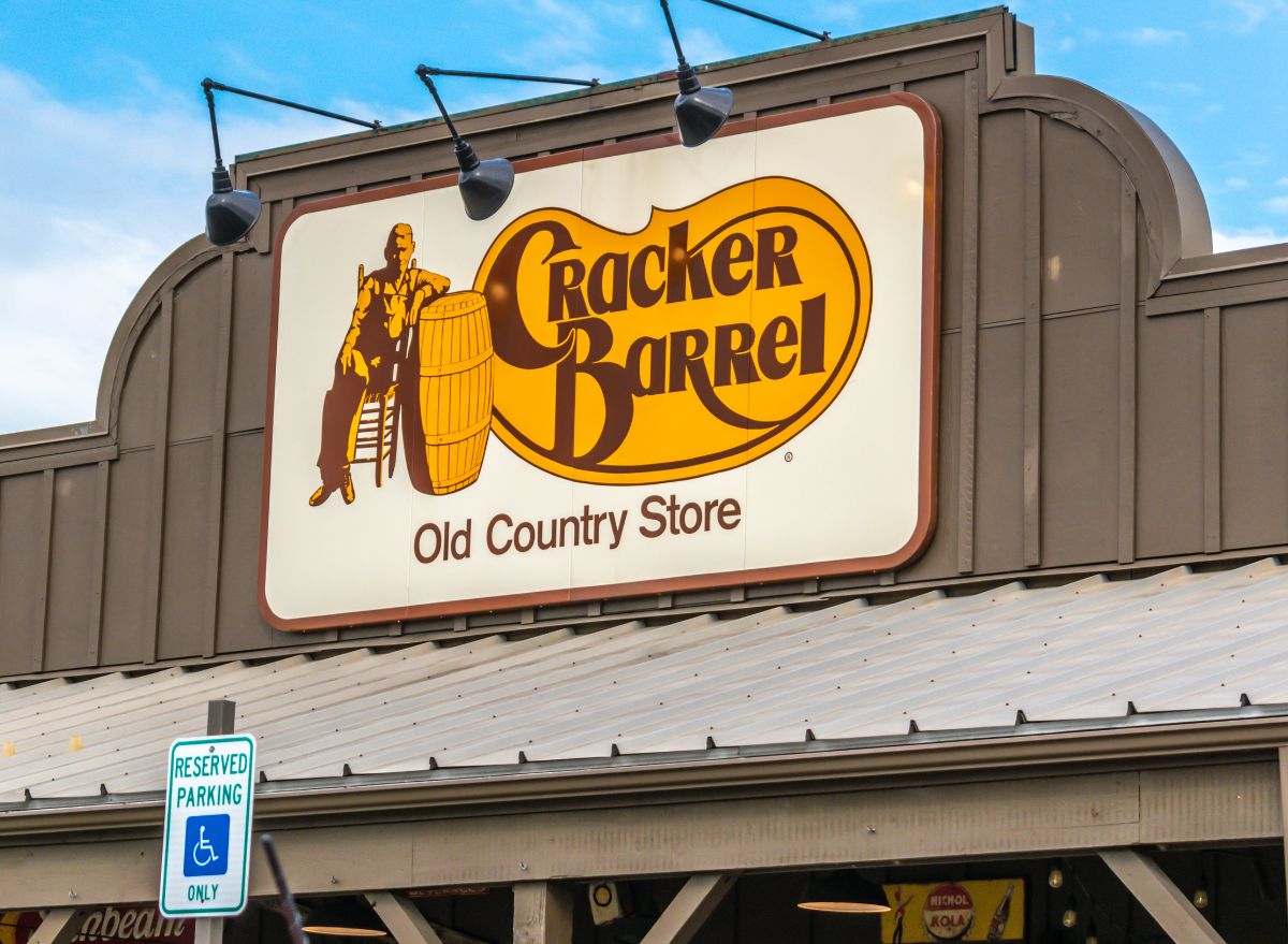 Cracker Barrel Continues to Lose Customers—Here's Why
