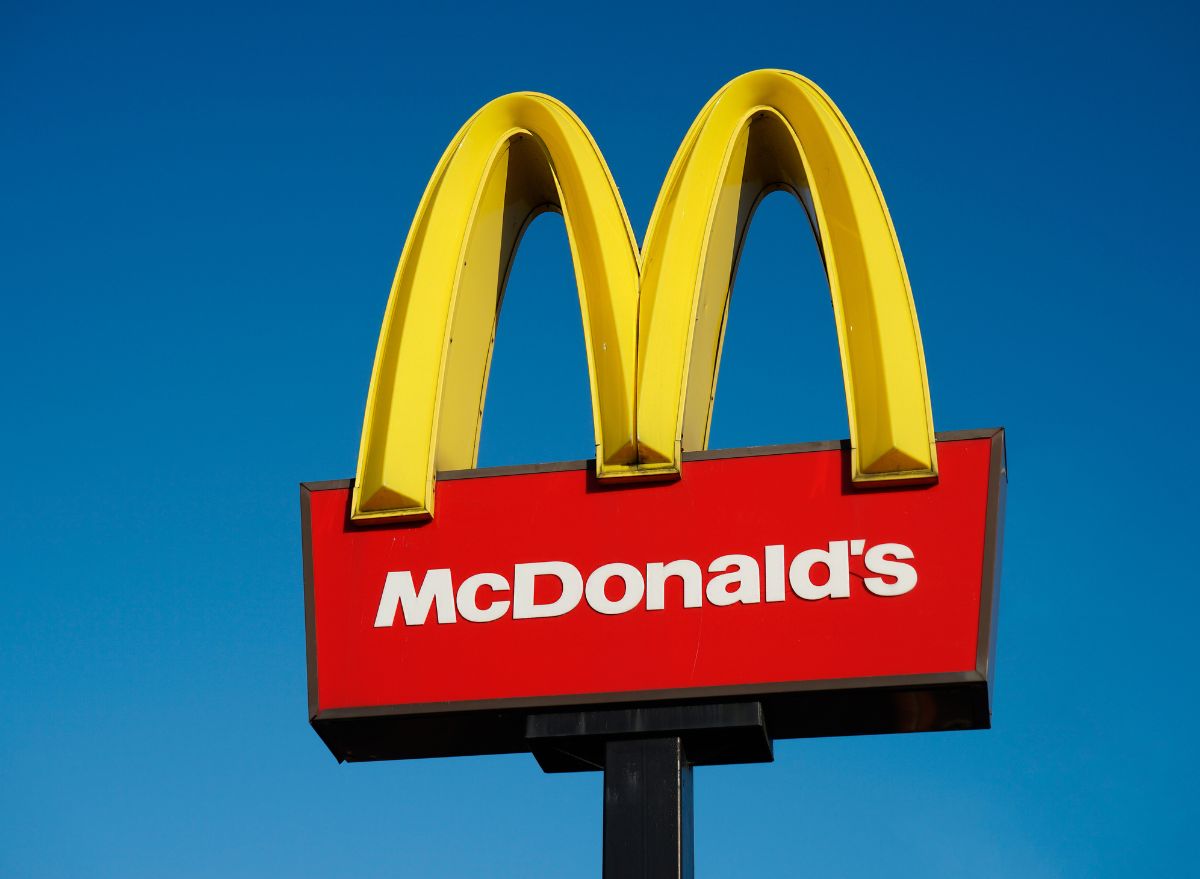 McDonald's Insider Reveals 6 Fascinating Secrets About Its Burgers & Fries