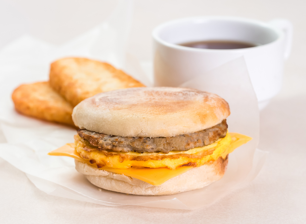 14 Healthiest Fast-Food Breakfasts, According to a Dietitian