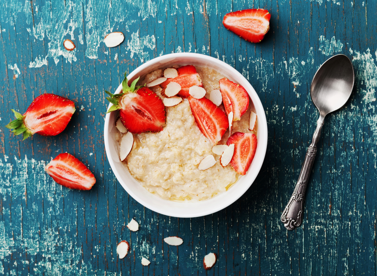 Can Eating Oatmeal Help You Lose Weight?