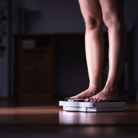 10 Common Nighttime Habits That Can Make You Gain Weight