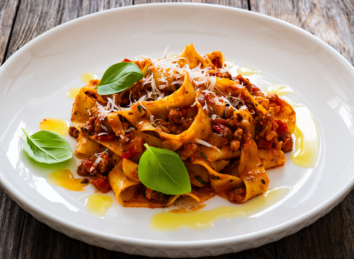 10 Restaurant Chains That Serve the Best Bolognese Pasta