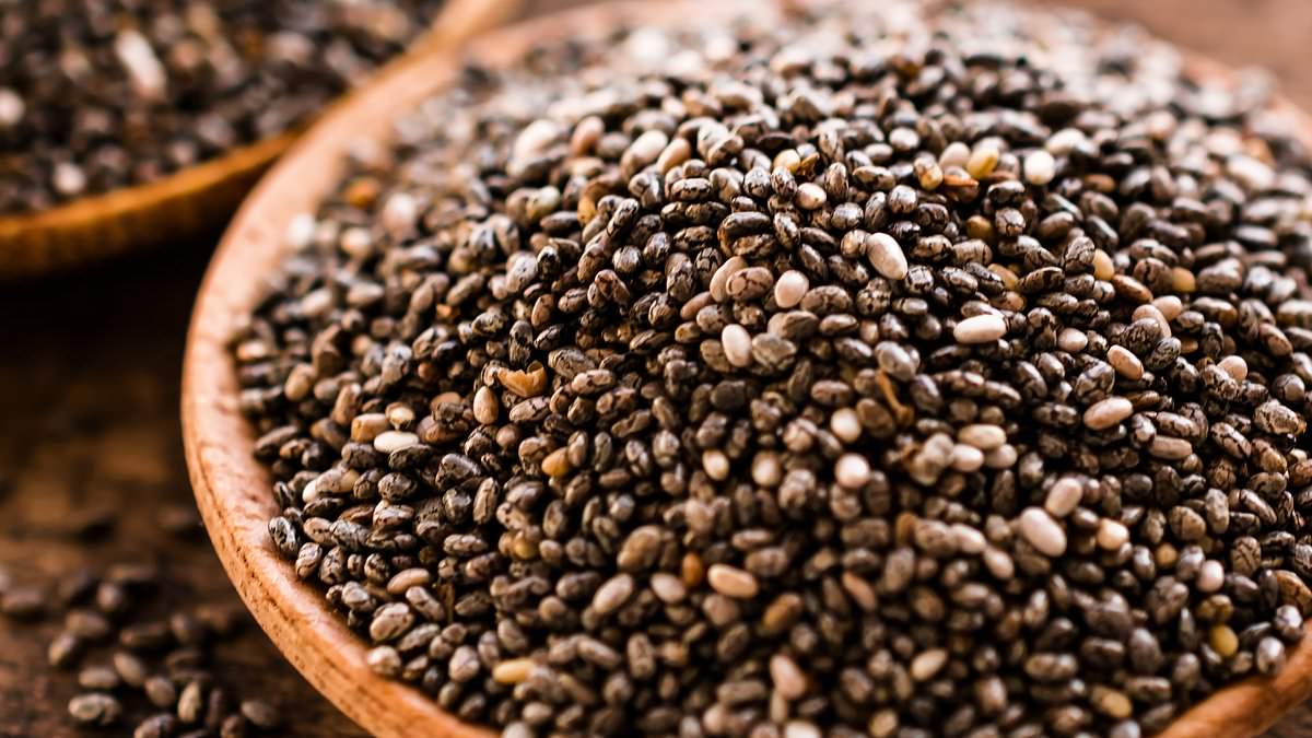 Disturbing video shows little-known harm of eating CHIA SEEDS - the health food said to soothe your gut