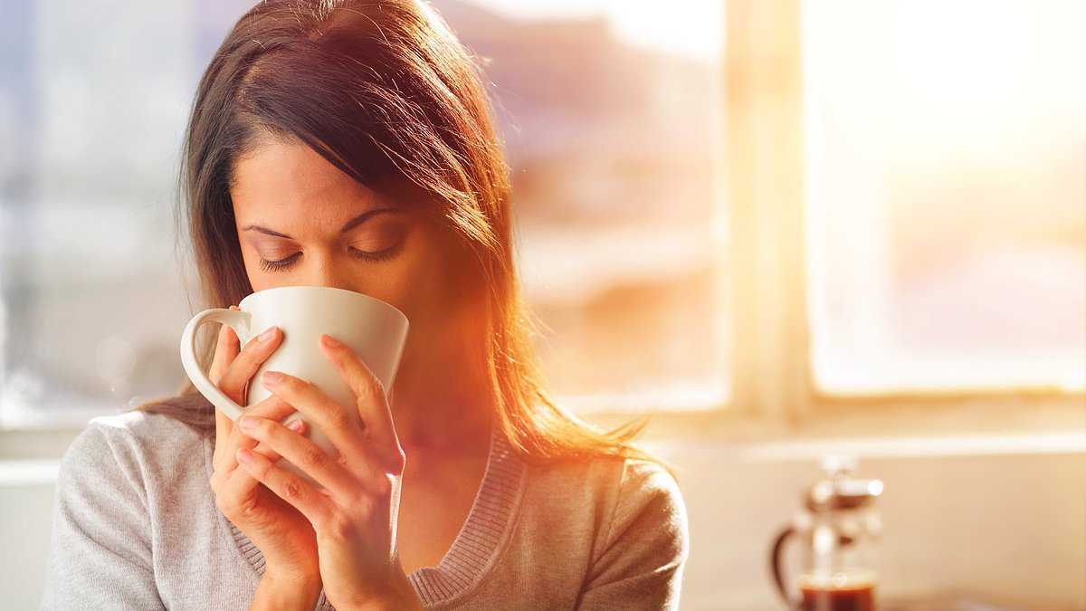 Exactly how much caffeine will wake you up - but not lead to a crash, and when to drink it, according to experts