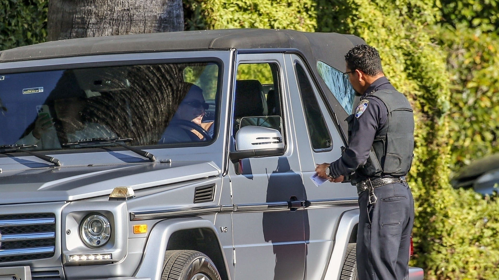 Kendall Jenner and Hailey Bieber are pulled over by cops in their $150K Mercedes G-class after flying through stop sign