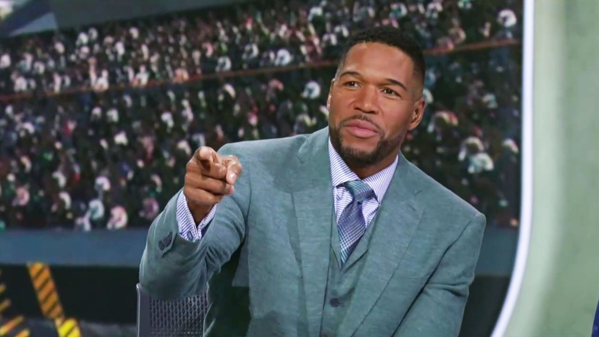 Michael Strahan throws jab at GMA co-stars as he skips morning show after gig on rival network