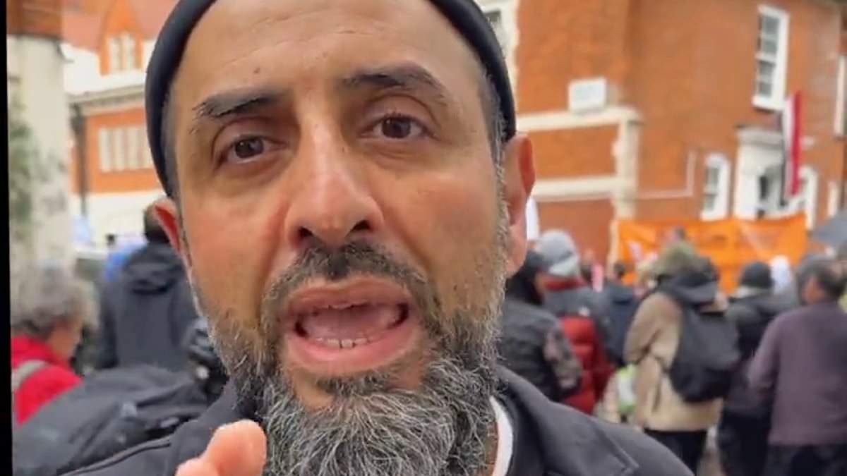 NHS GP who runs UK wing of newly banned Islamist terror group Hizb ut-Tahrir is suspended