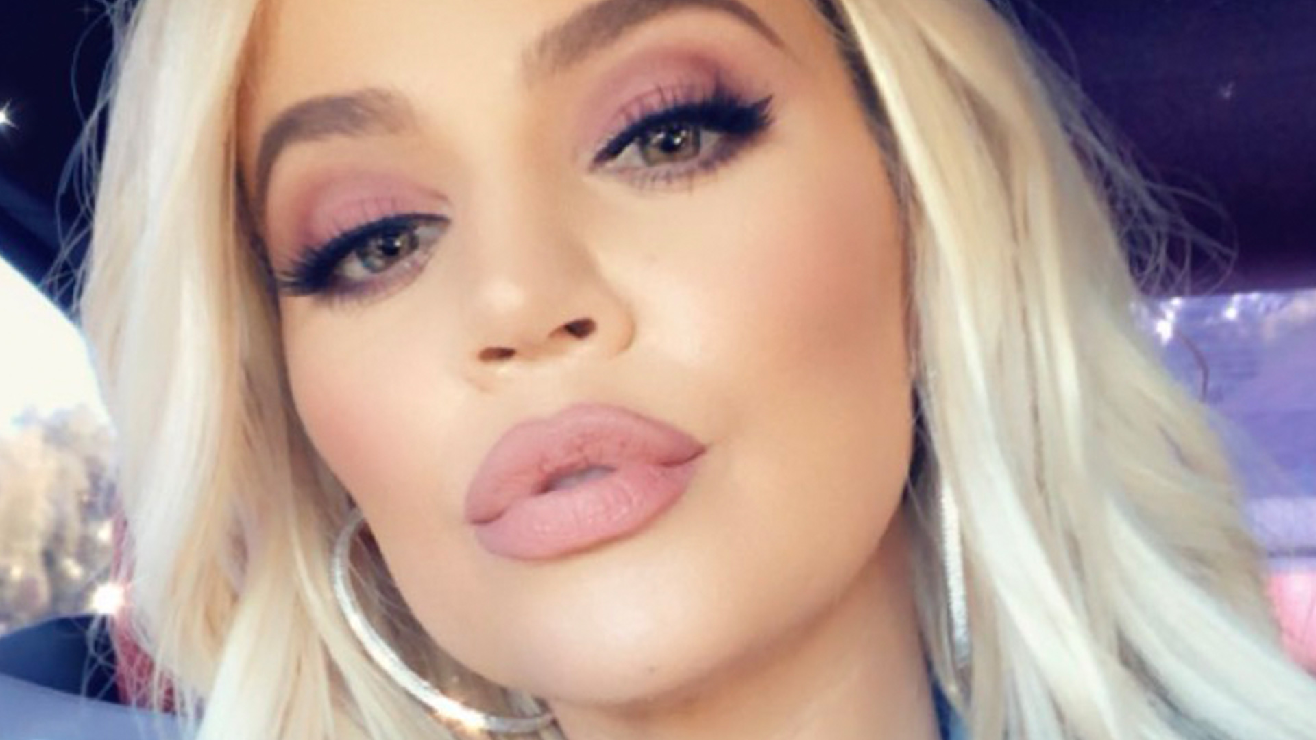‘Who is this?’ Khloe Kardashian fans ask about her unrecognizable face in car selfies and say she looks like Lady Gaga