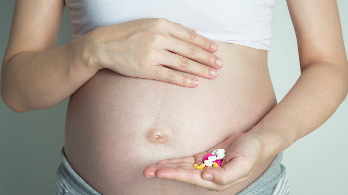 Antidepressants taken by 400,000 US pregnant women each year can damage a baby's brain in the womb and increase their risk of mental health problems in the future, study suggests