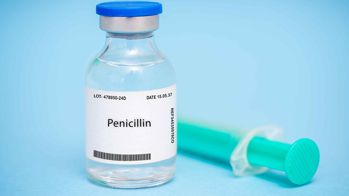 Doctors begin rationing PENICILLIN to curb deadly syphilis epidemic - as rates of STD hit 70-year high