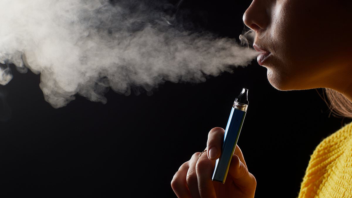 Second by second, the exact effect of vaping compared to cigarettes on the body after every puff