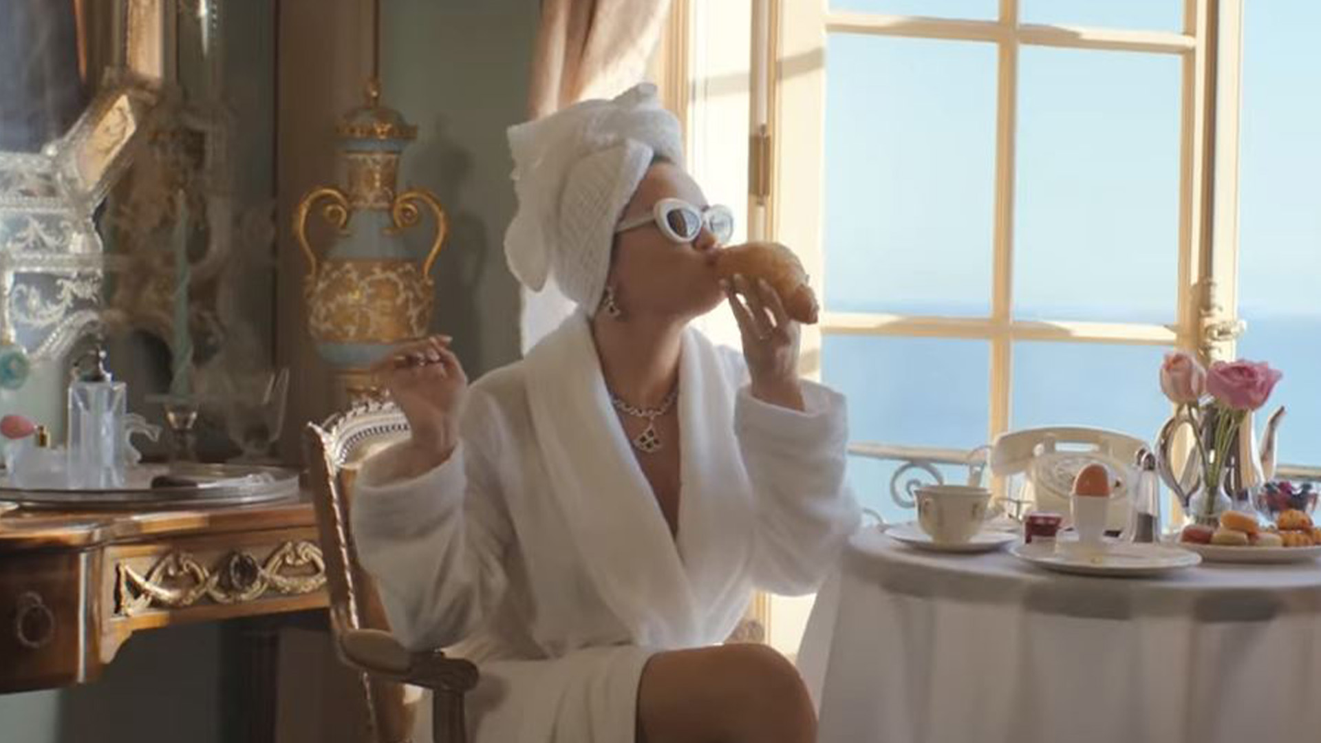 Selena Gomez sings about ‘loving on’ Benny Blanco as she strips down to just her bathrobe in star’s ‘best video ever’