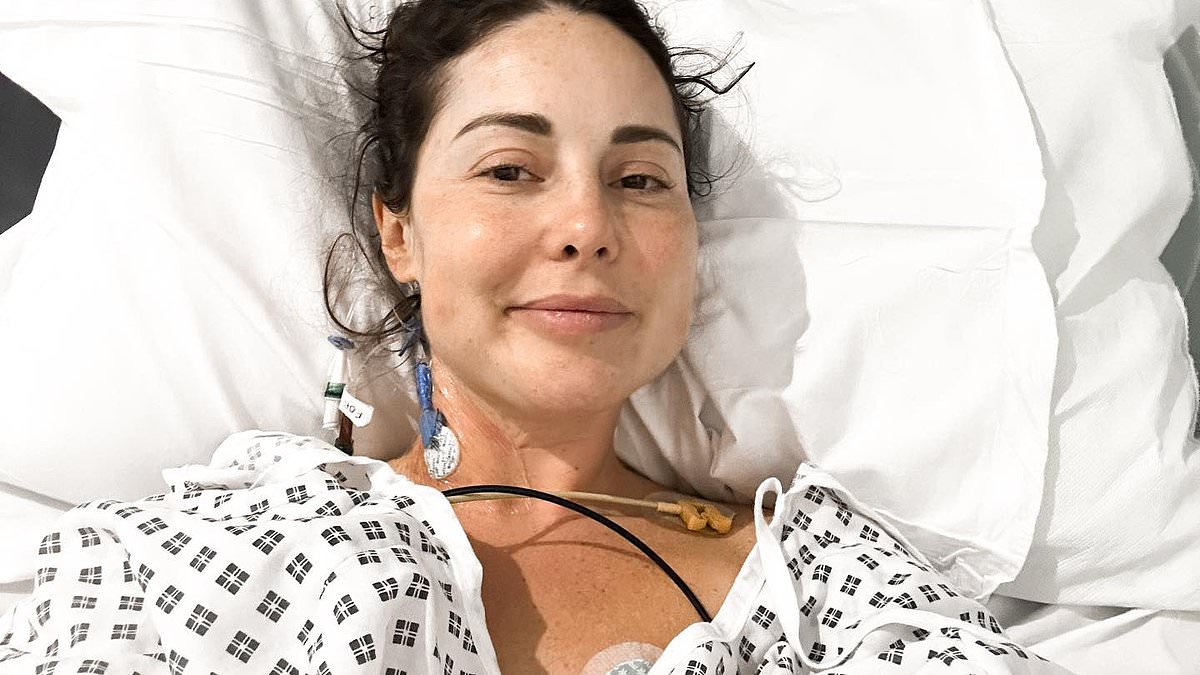 Warning signs of ulcerative colitis revealed as Louise Thompson details her hospital stint after losing 'cupfuls of blood' on holiday