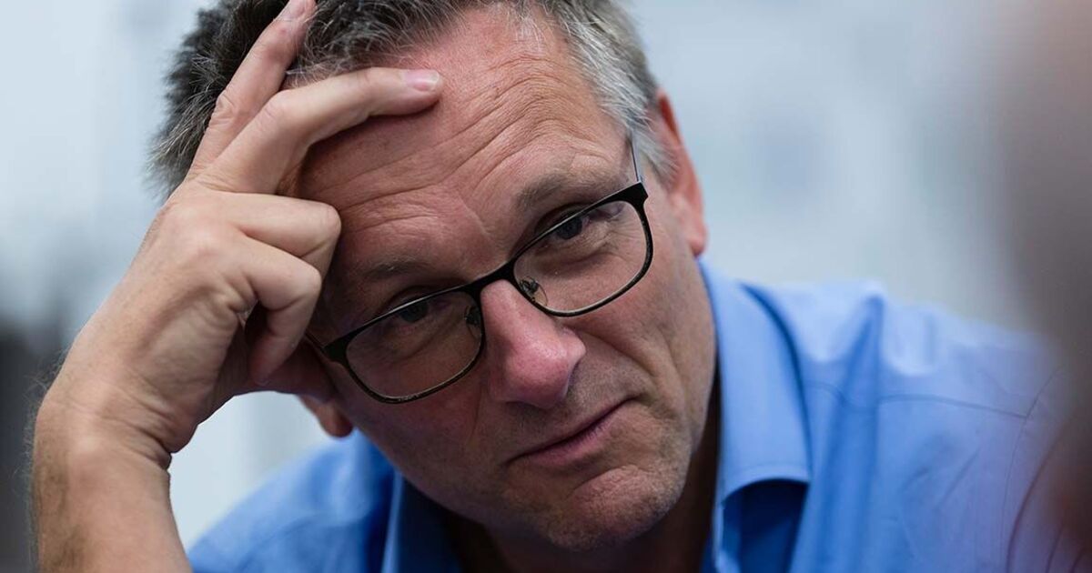 Dr Michael Mosley warns of worst time to snack - can lead to major health problems