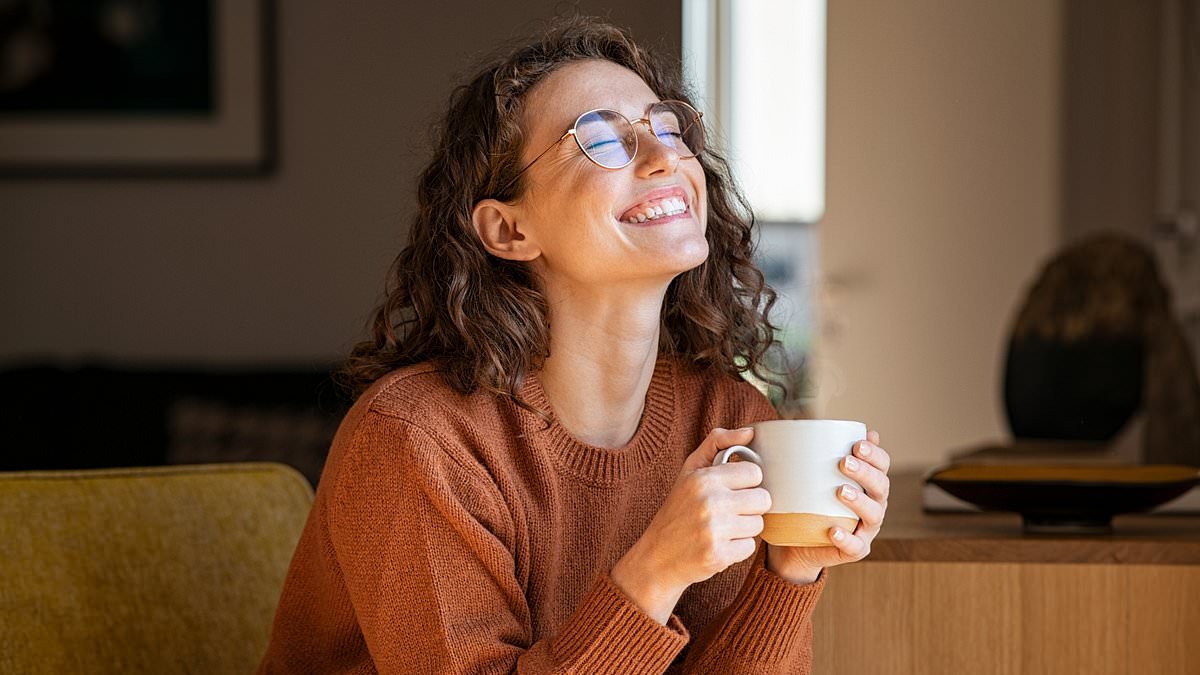 How many times you BLINK per minute might be a sign of a underlying health issue... so how often do YOU do it?