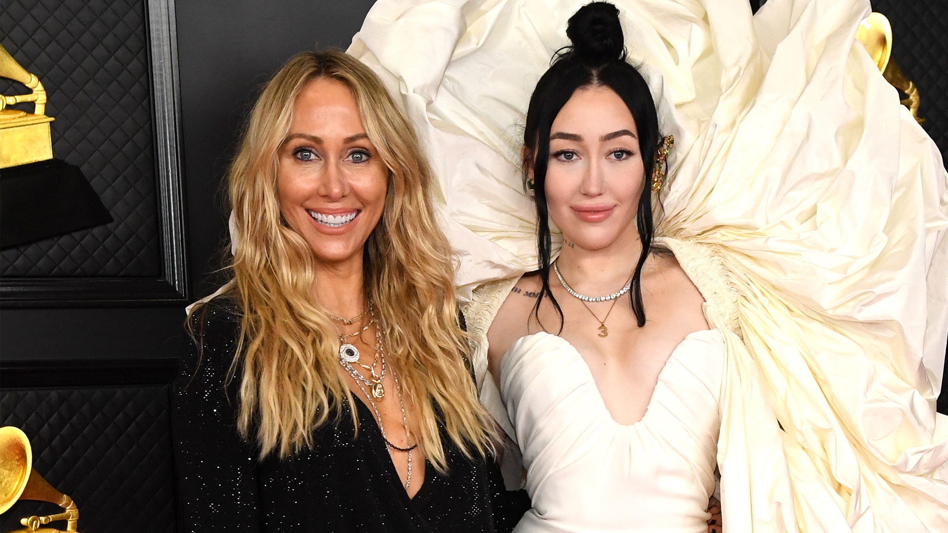 Tish Cyrus ‘spiraling’ after scandal with Noah was exposed and ‘hasn’t spoken to daughter since she stole her boyfriend’