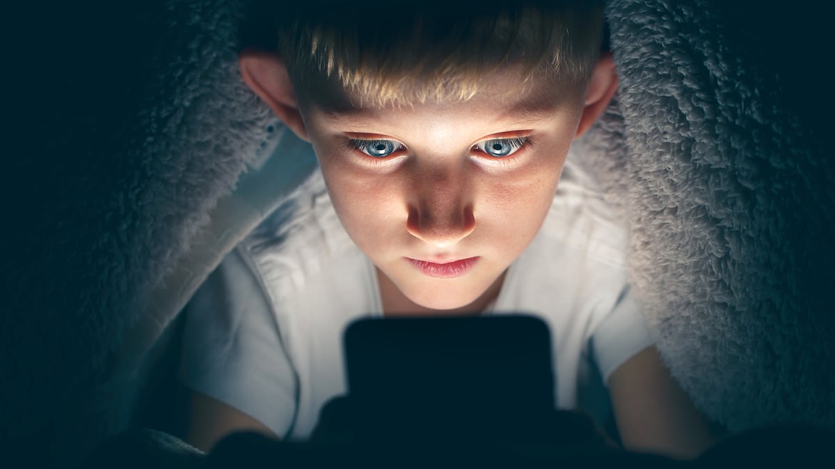 Too much time staring at mobile phones is putting children at risk of blindness, top eye surgeons warn