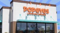 Popeyes Has a New Saucy Chicken Sandwich