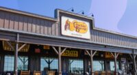 Cracker Barrel storefront