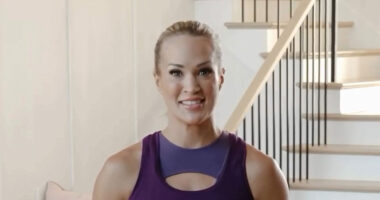 Carrie Underwood fans think the singer ‘looks different’ as she works out legs in new video for fitness app fit52