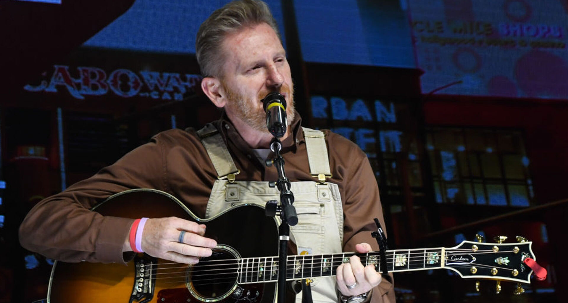 Rory Feek fans cry ‘she would have wanted this!’ as country singer remarries 8 years after the death of his wife Joey