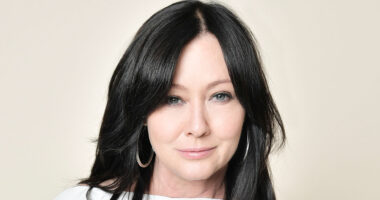 Shannen Doherty’s ex could challenge divorce & inherit star’s $5m fortune as she died day he signed papers, says expert