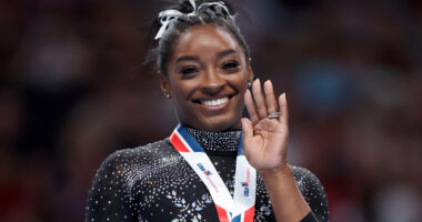 Simone Biles Looks So Different Without Makeup