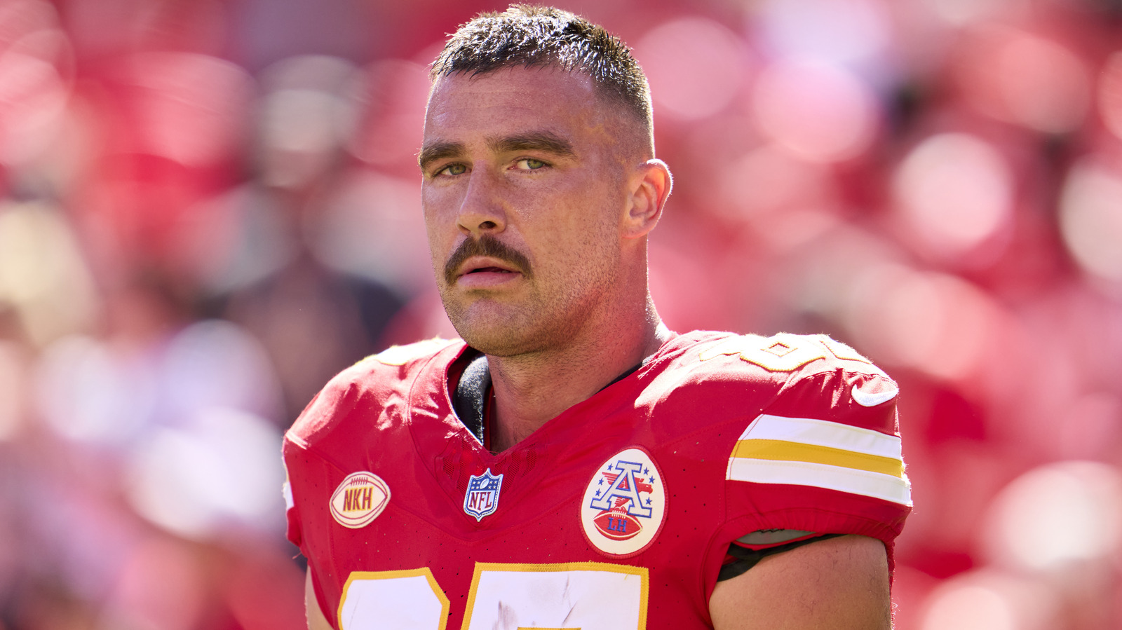 Travis Kelce's New Chiefs Training Camp Look Goes Viral For All The Wrong Reasons