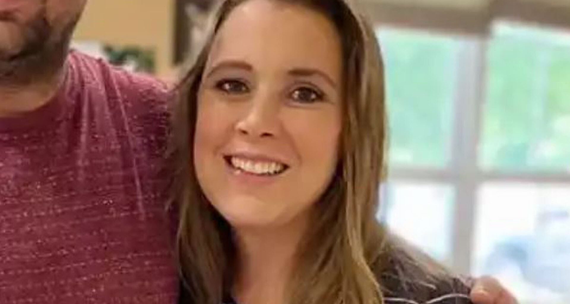 Duggar fans think Anna was at Jana’s surprise wedding as the reclusive star cheers for couple during rare public outing