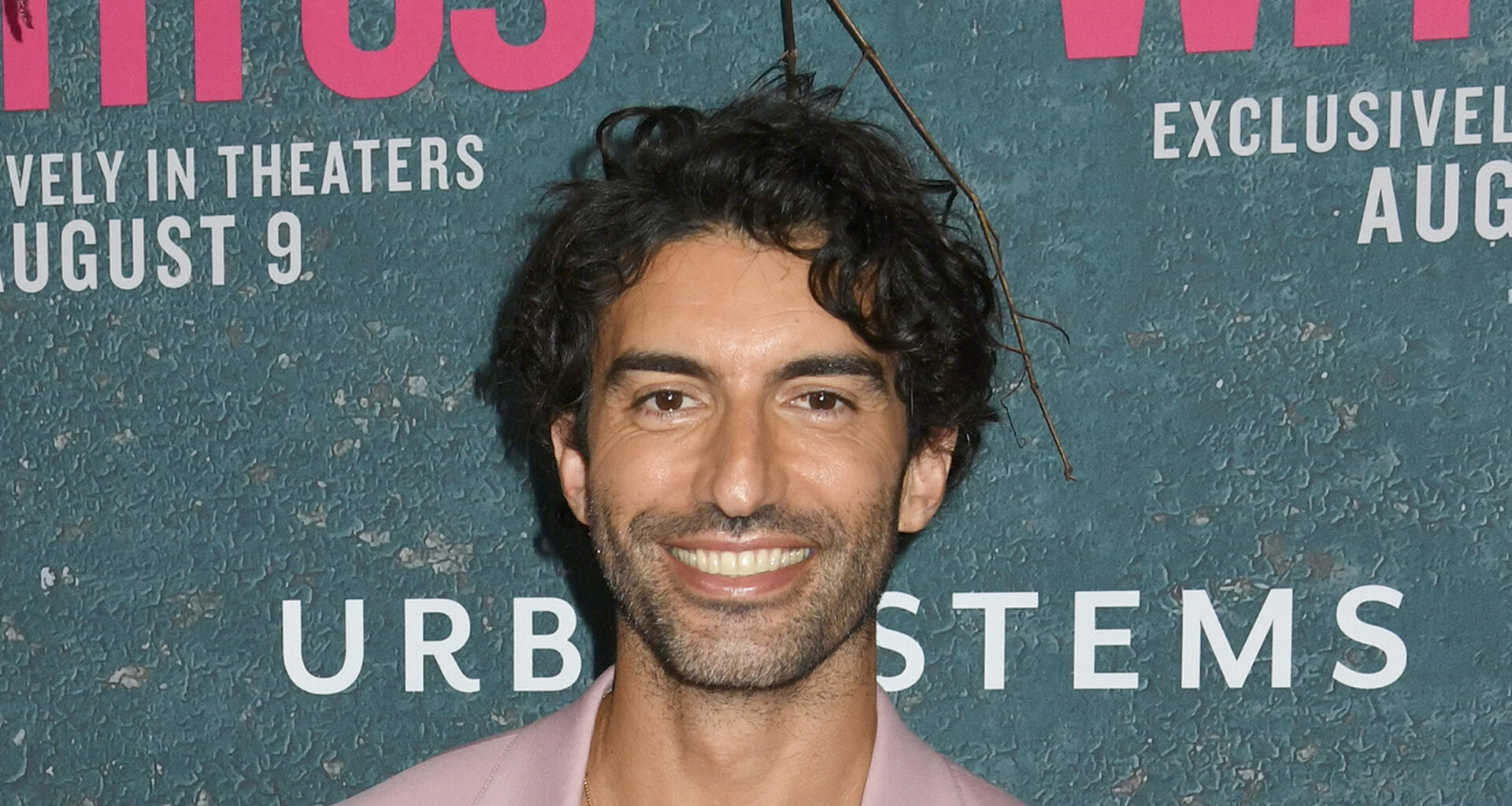 It Ends With Us’ Justin Baldoni praised for ‘humble reaction’ to fans forgetting his name in video as cast feud rages on