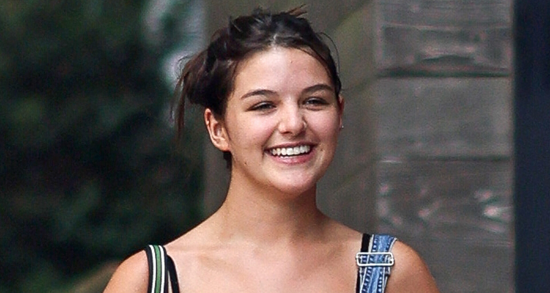 Suri Cruise, 18, smiles just like mom Katie Holmes as teen hangs out with friend in NYC before college kicks off