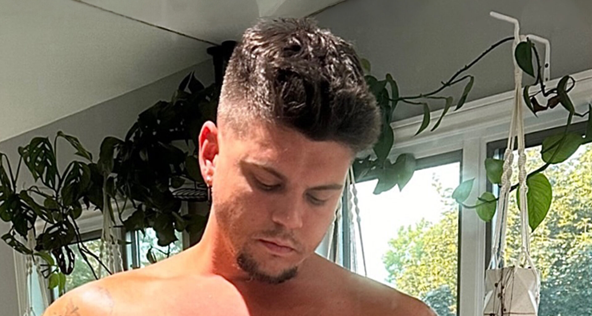 Teen Mom dad Tyler Baltierra claps back at fans who bash most shameless thirst trap yet as he faces foreclosure on home