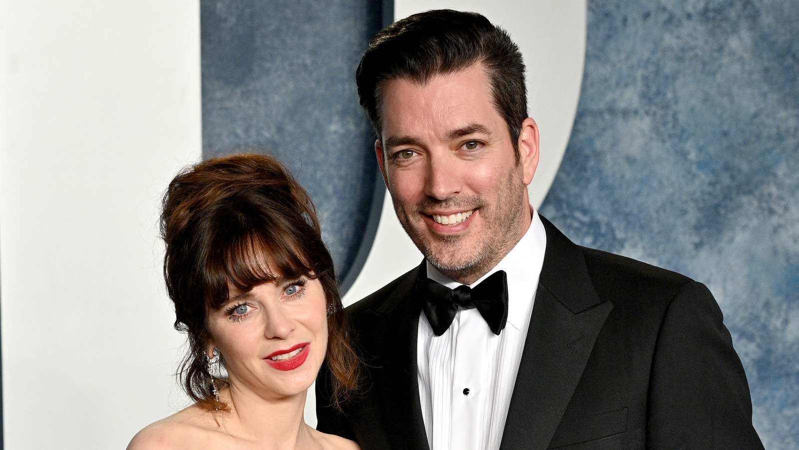 Zooey Deschanel's Tryhard Attempt At Being Quirky & Relatable With Fiance Jonathan Scott Falls Flat