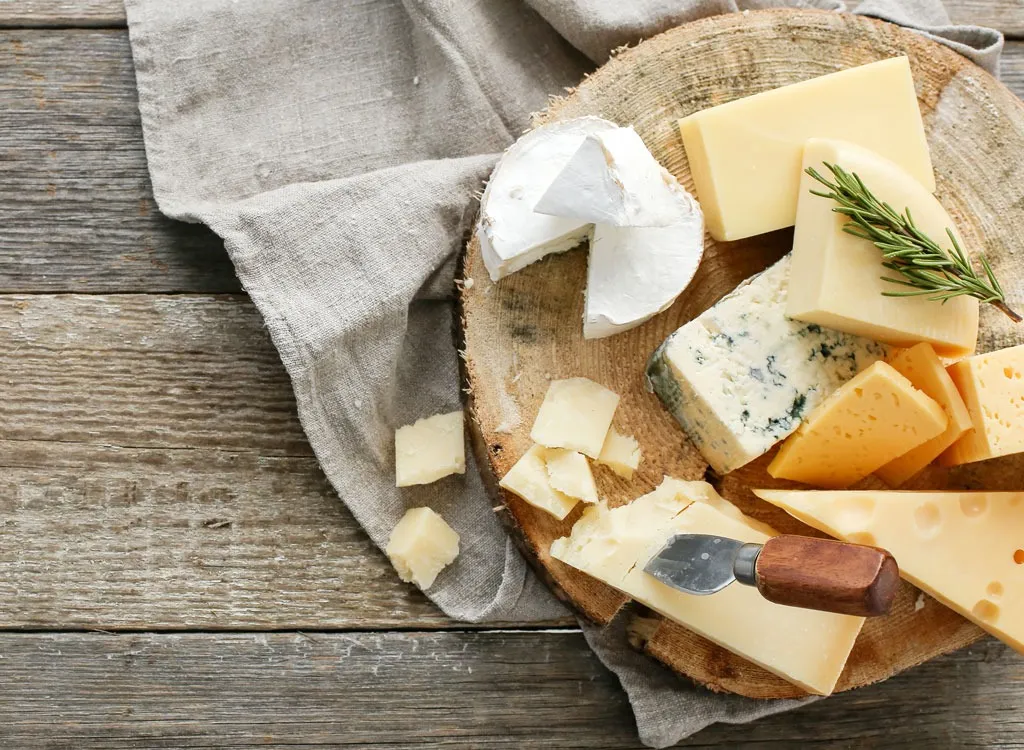 6 Best Low-Sodium Cheeses, According to a Dietitian