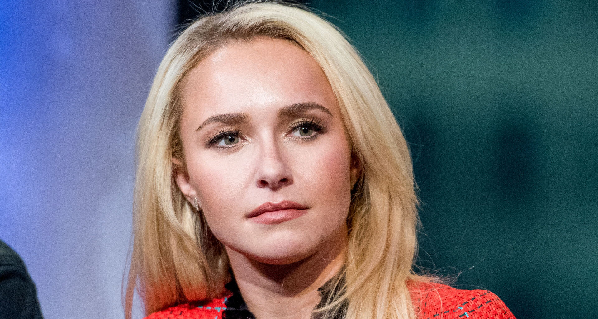 Hayden Panettiere sparks concern after she slurs her words and struggles to keep eyes open in ‘painful’ new video