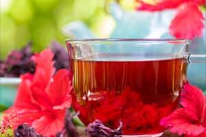 How to Brew Hibiscus Tea: A Simple Recipe and Its Health Benefits