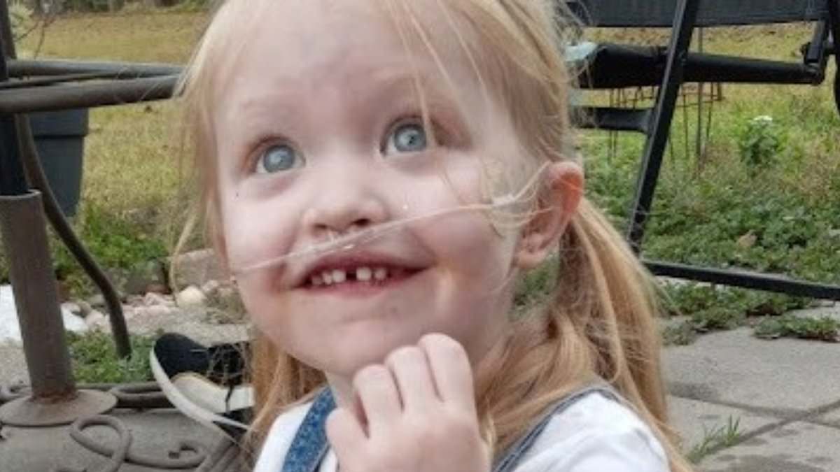 Mississippi girl, 5, receives double-lung transplant after rare condition turned her body blue